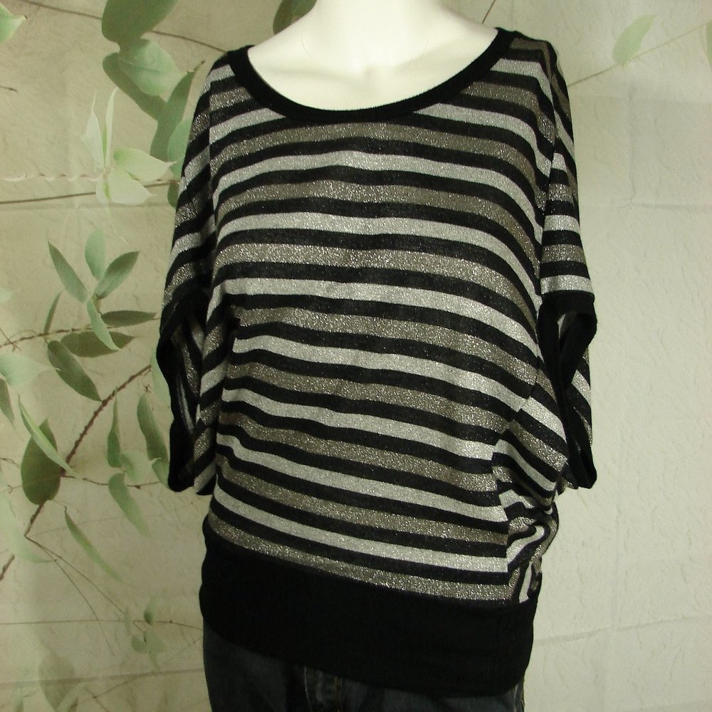 Forever Silver metallic Black Striped Short Sleeve Knit Club Top Shirt Tunic
